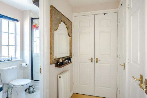 bedroom1c