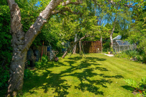 bottomgarden2