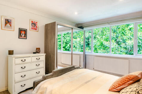 bedroom1b