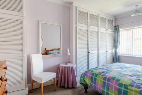 bedroom1b