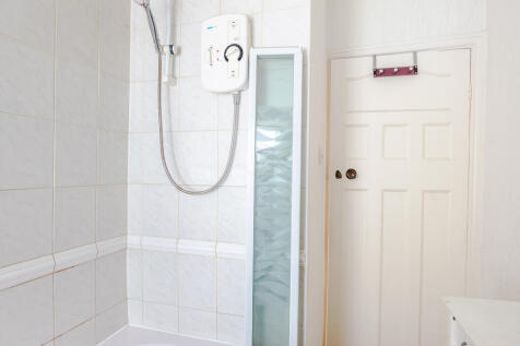 bathroom2