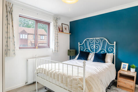 bedroom2
