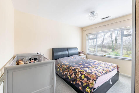 bedroom2a