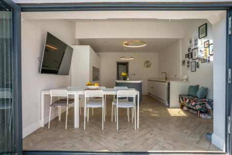 14burleyroadreshoot9