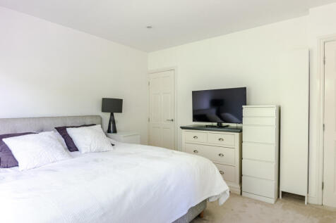 bedroom1c