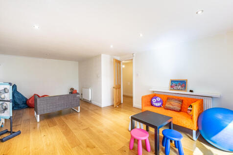 familyroom3
