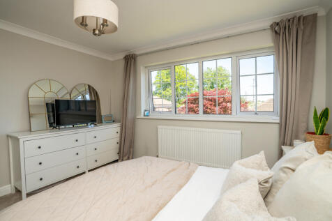 5oakwoodgarth33