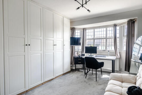 bedroom2a