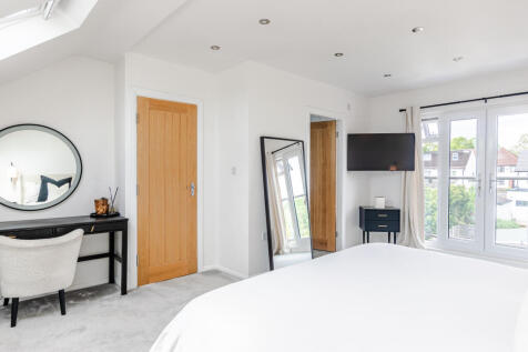 bedroom4b