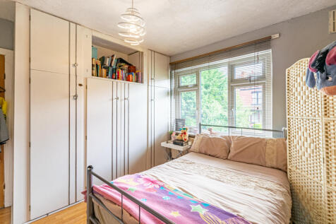 bedroom2b