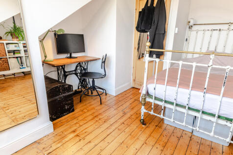 bedroom2c
