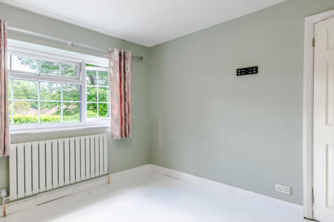 bedroom2b
