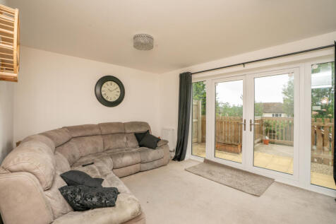15bardenlane8