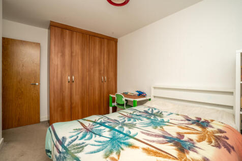 15bardenlane13