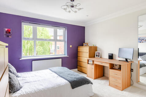 bedroom4