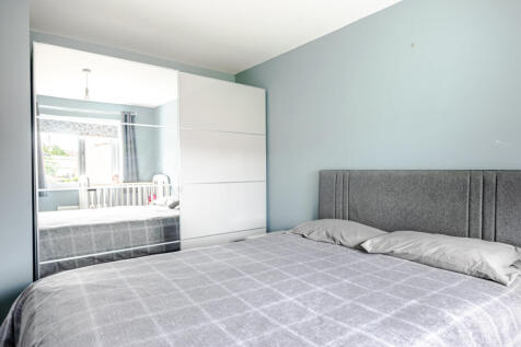 bedroom1b