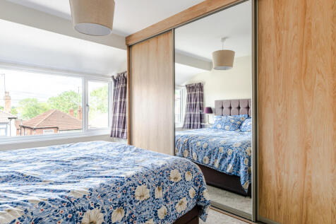 bedroom1b