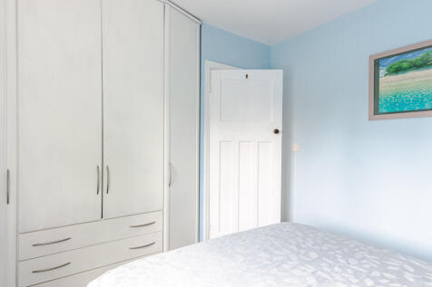 bedroom1b