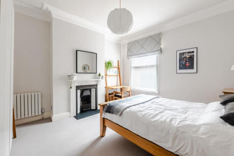 bedroom1a