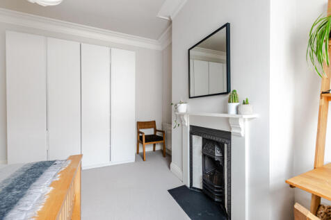 bedroom1b
