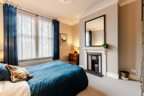 bedroom2a