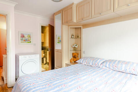 bedroom1b