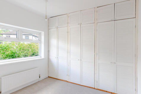 bedroom2