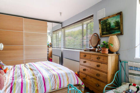 bedroom1b