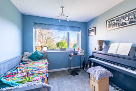 bedroom2