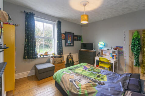 Bedroom 1 b