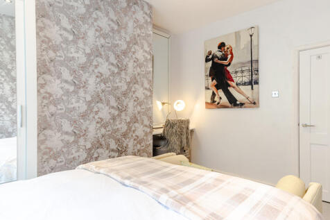 bedroom2b