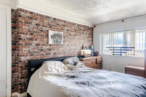bedroom1b