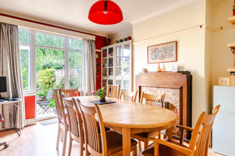 dining1