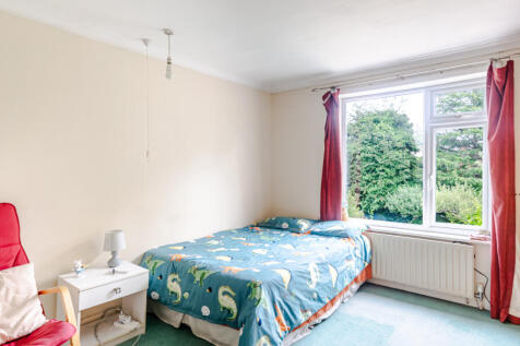 bedroom2b