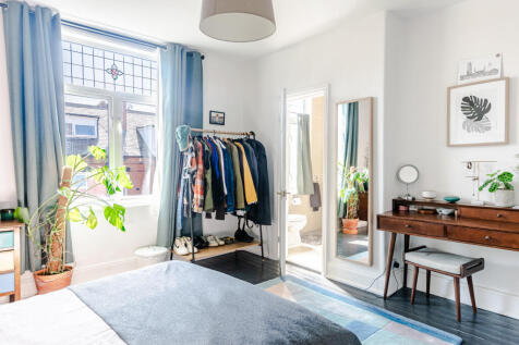 bedroom1b
