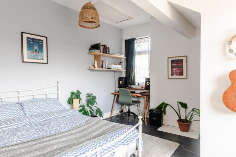 bedroom2a