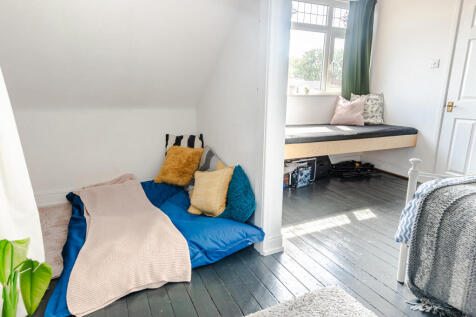 bedroom2b