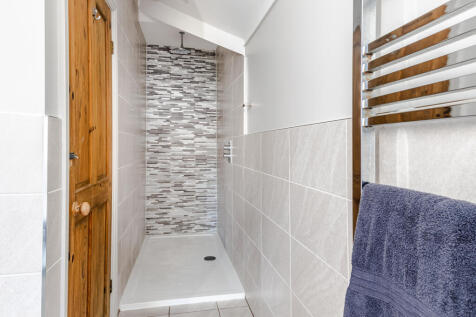 bathroom2