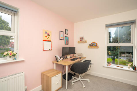 1st floor bedroom 1