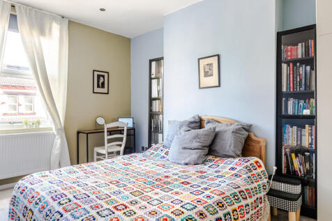 bedroom1