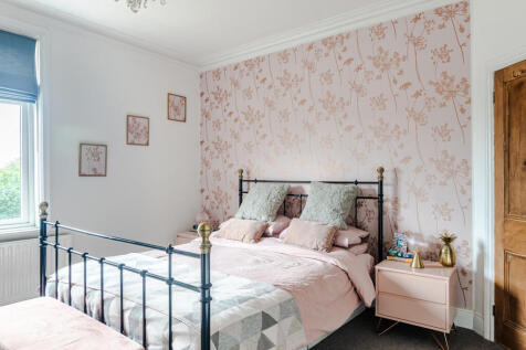 bedroom1a