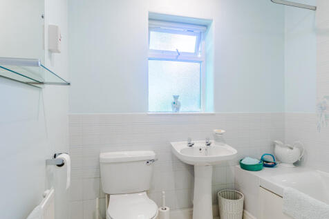 bathroom1