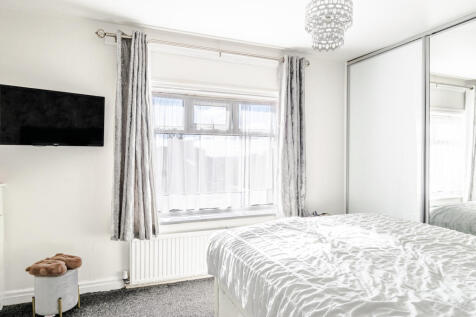 bedroom2
