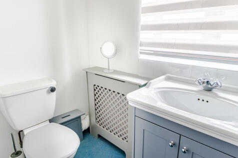bathroom1