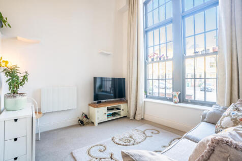 flat24oldschoolhouse13