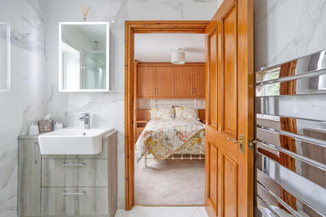 Ensuite 2