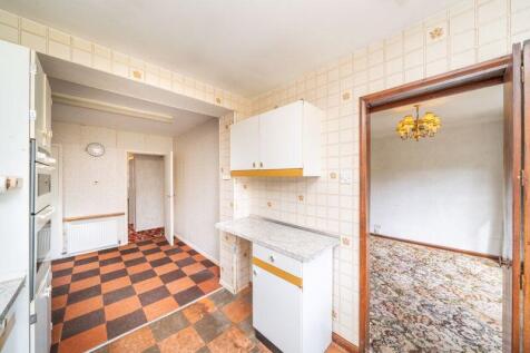 EXTENDED BREAKFAST KITCHEN