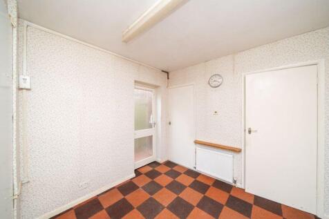 EXTENDED BREAKFAST KITCHEN
