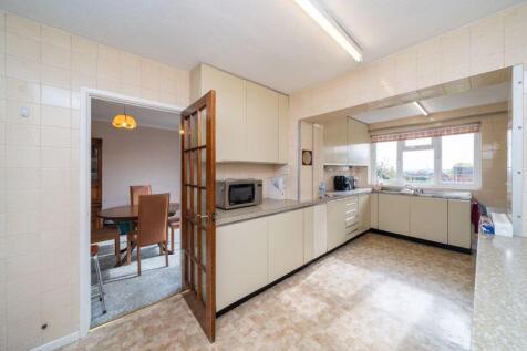 EXTENDED KITCHEN