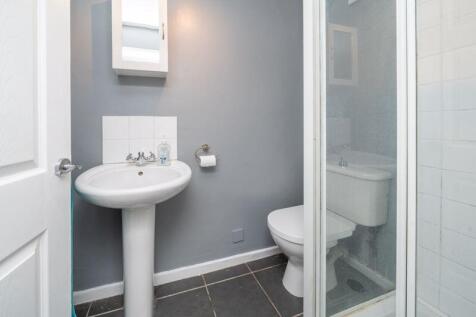 BEDROOM 1 EN-SUITE